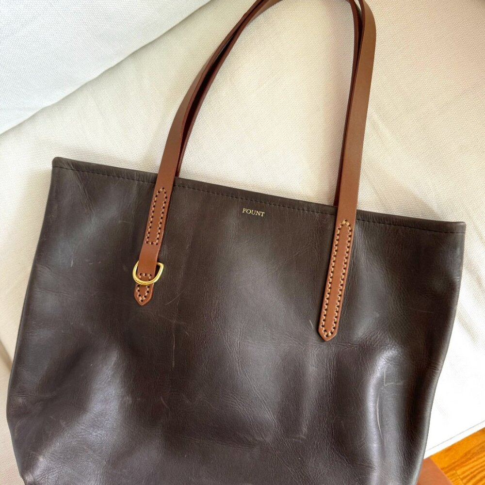 FOUNT Classic Wolf Bellfield Tote - Circa 2018